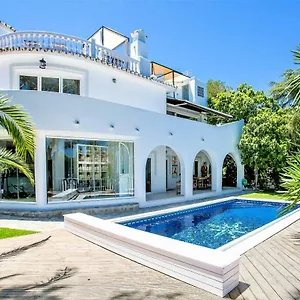 Villa Luxury With Swimming Pool And Jacuzzi, Marbella